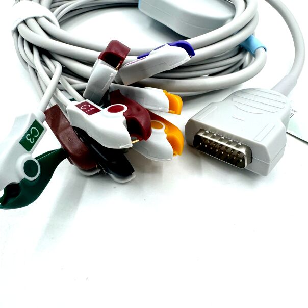 Câble ECG à 10 dérivations compatible avec accessoires Med avec extrémité de préhension Consommables médicaux en latex TPU de qualité médicale Certifié RoHS